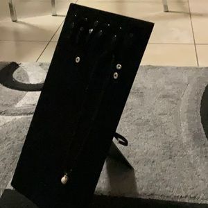 Cute and basic! Jewelry holder!